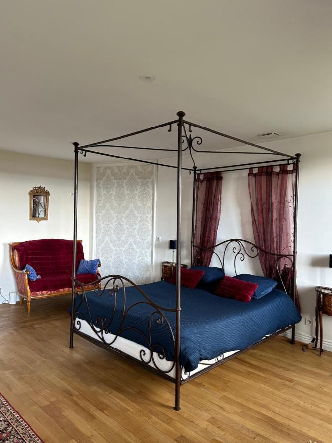 Chambre Romantique Dans Le Chateau De La Bouchatte Chazemais 외부 사진